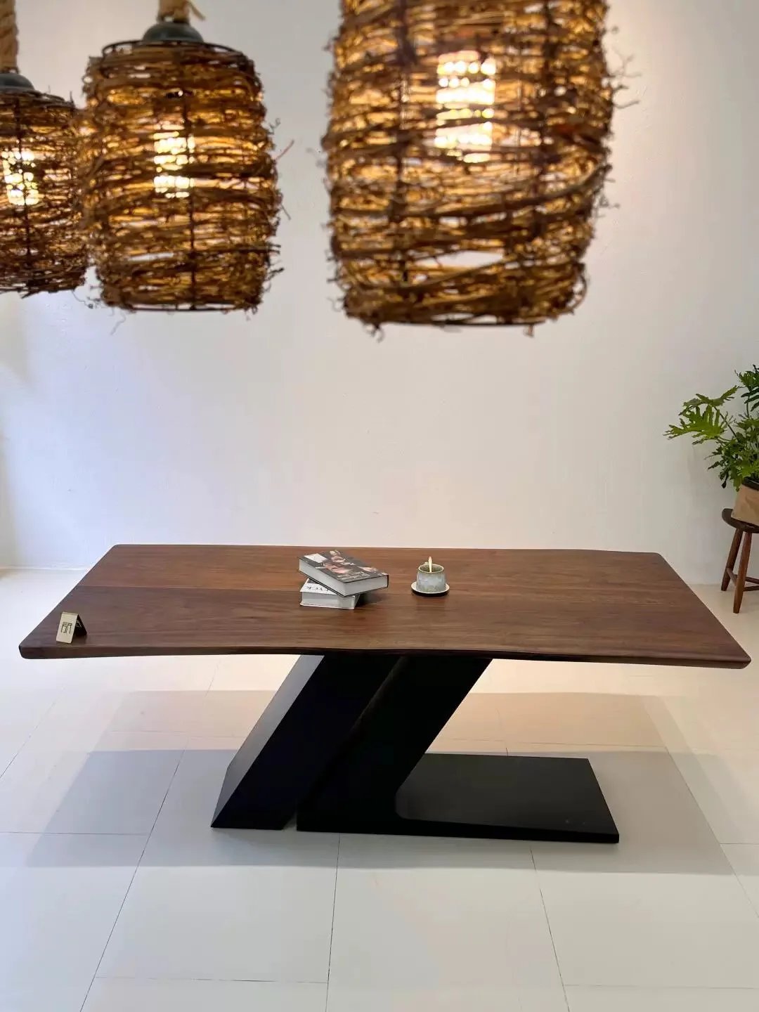 Asthetic Designer Executive Desk Wood Modern Chair Office Computer Table Writing Black Conference Escritorio Home Office